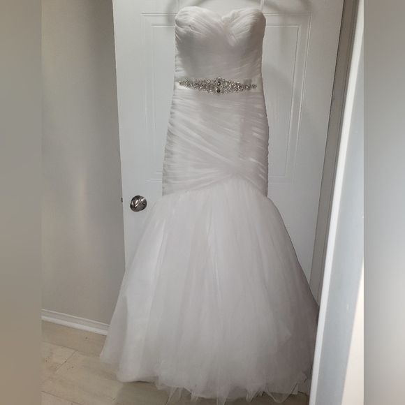 Mori Lee Wedding Dress - Picture 2 of 8
